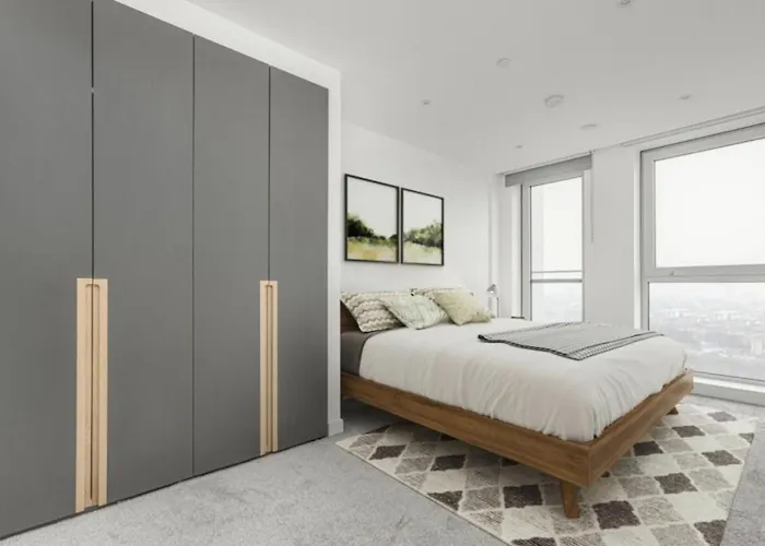 Luxury Apartment With Iconic London Views - London Eye, Big Ben, And Battersea Power Station
